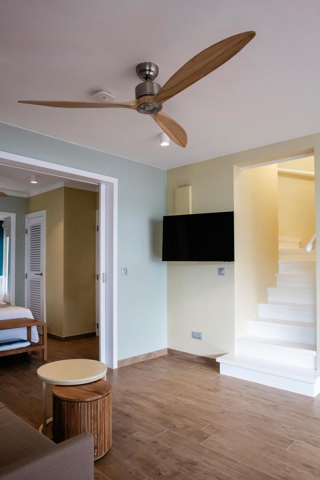 Niu Beach Hotel Moorea Εξωτερικό φωτογραφία